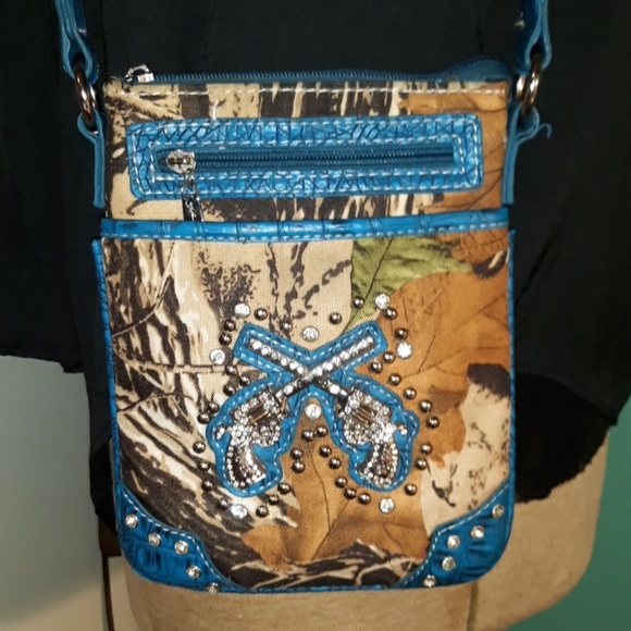 YESIR CROSSBODY BAG - Picture 12 of 13